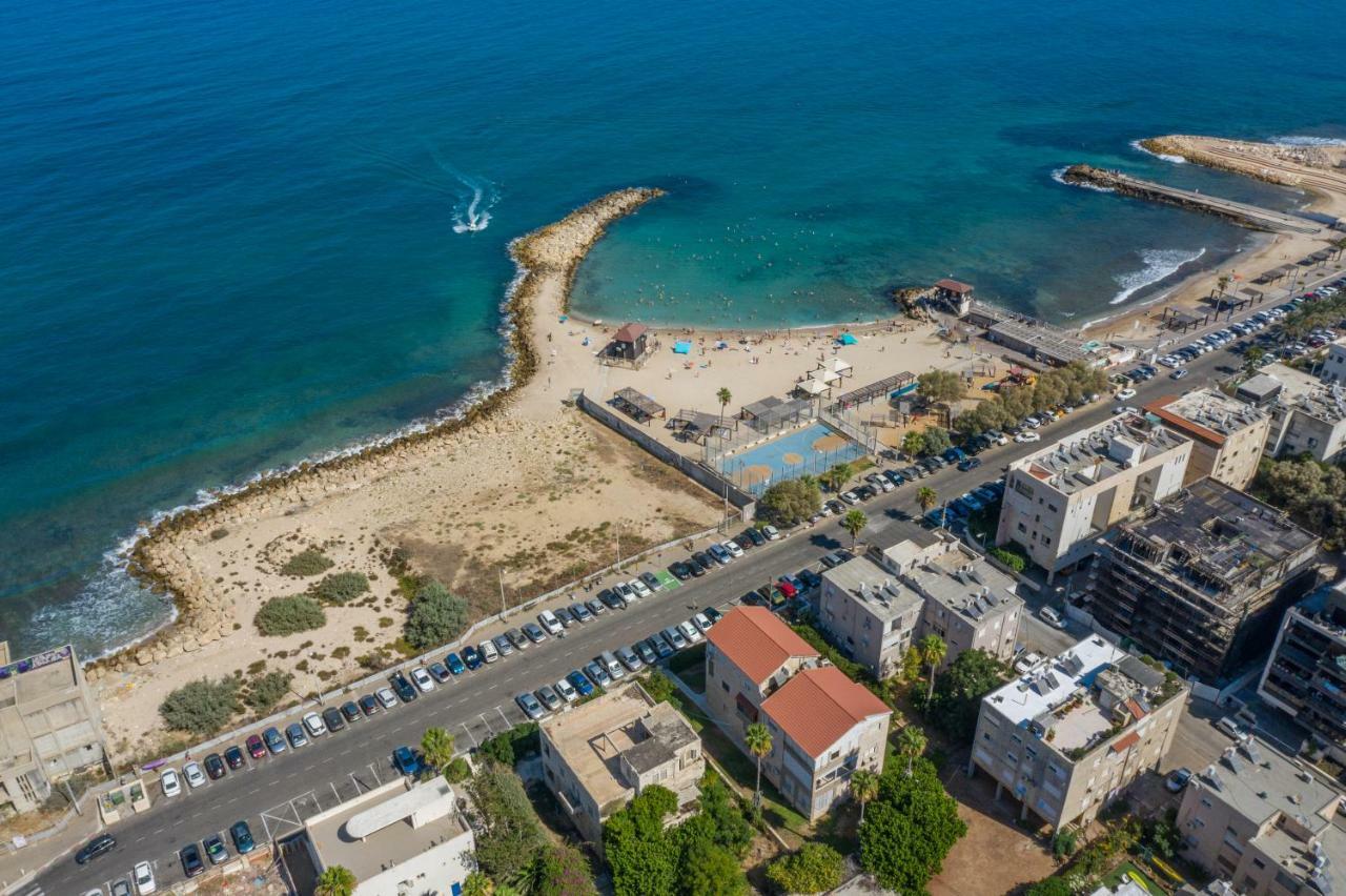 Port City Haifa - Bat Galim Oceanfront Luxury Екстериор снимка