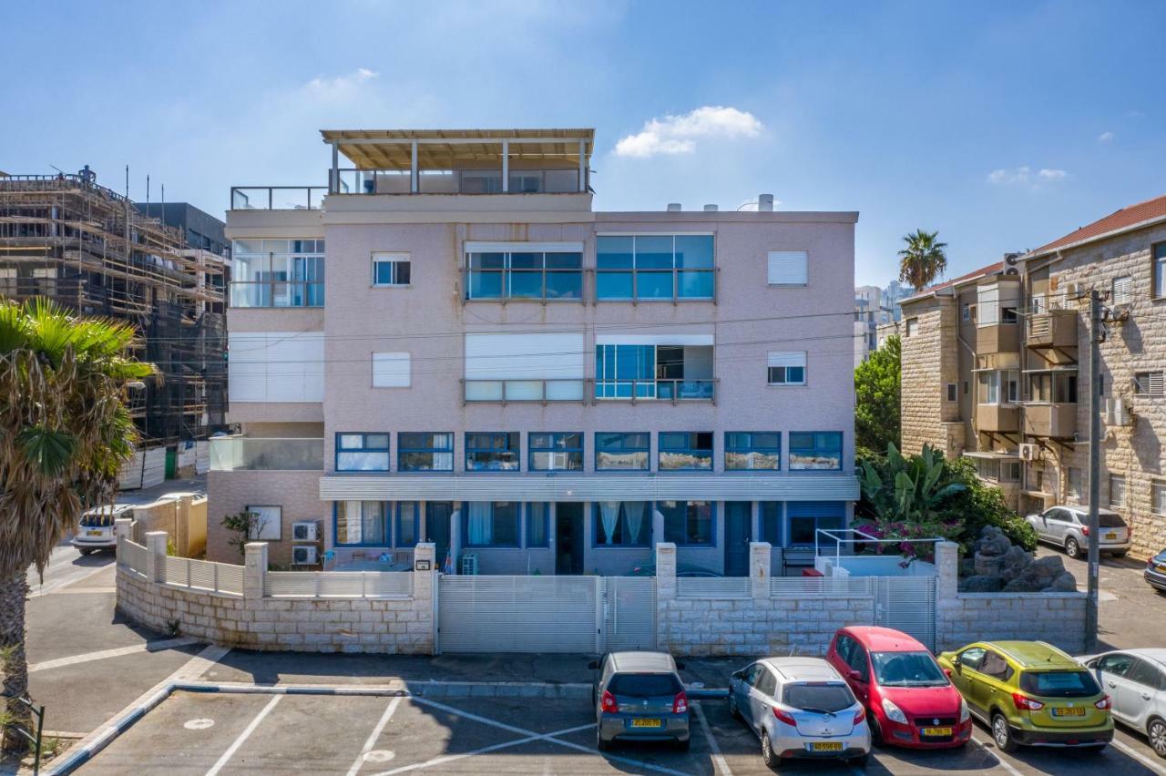 Port City Haifa - Bat Galim Oceanfront Luxury Екстериор снимка