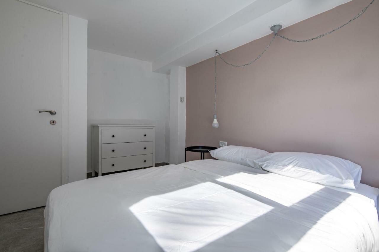 Port City Haifa - Bat Galim Oceanfront Luxury Екстериор снимка
