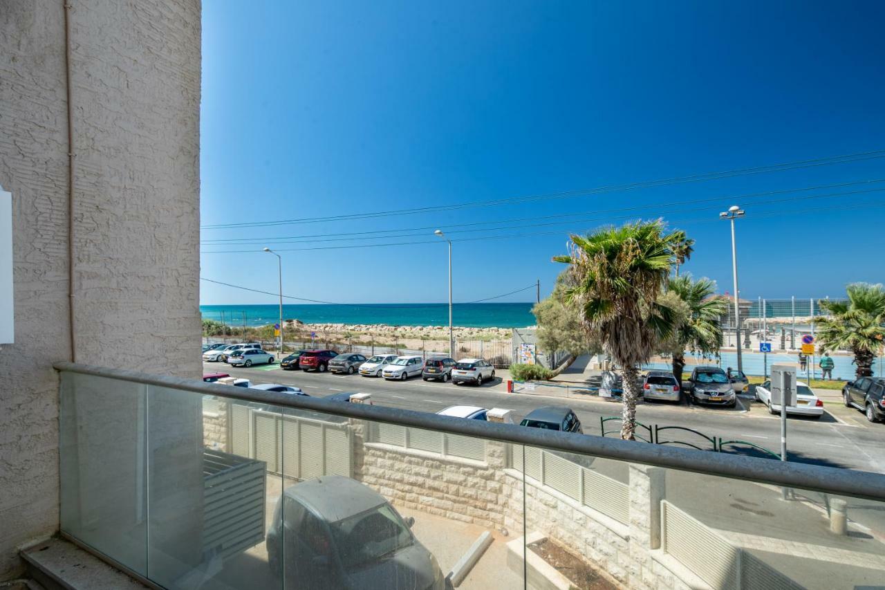 Port City Haifa - Bat Galim Oceanfront Luxury Екстериор снимка