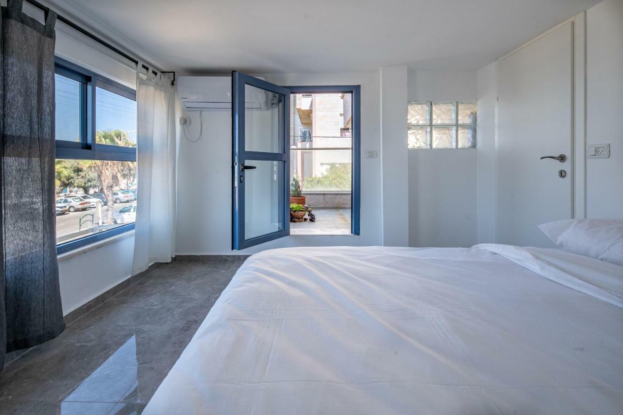 Port City Haifa - Bat Galim Oceanfront Luxury Екстериор снимка
