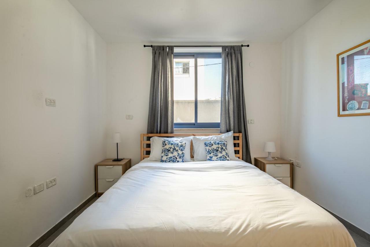 Port City Haifa - Bat Galim Oceanfront Luxury Екстериор снимка